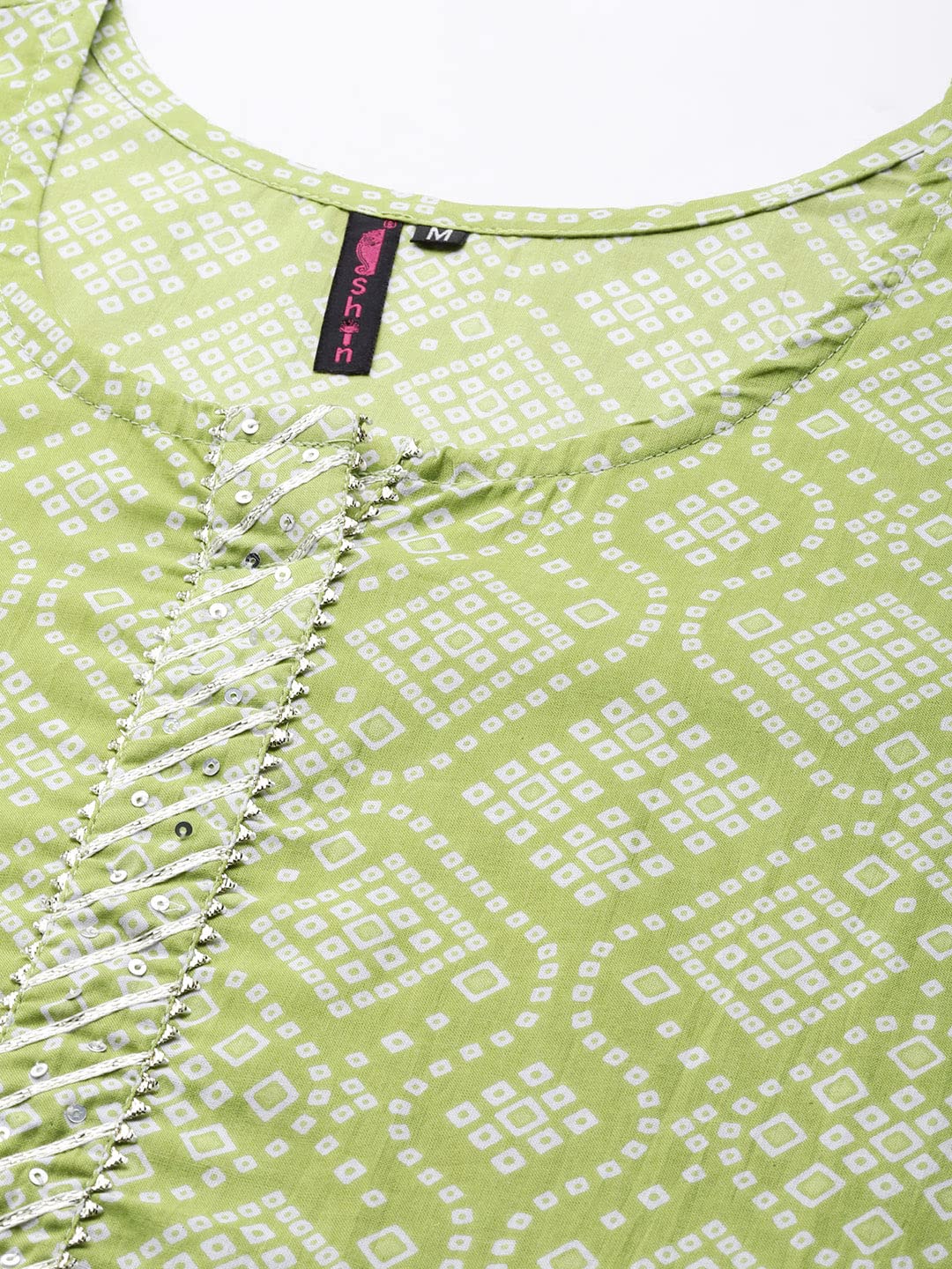 ishin Women's Cotton Blend Green Bandhani Printed A-Line Kurta