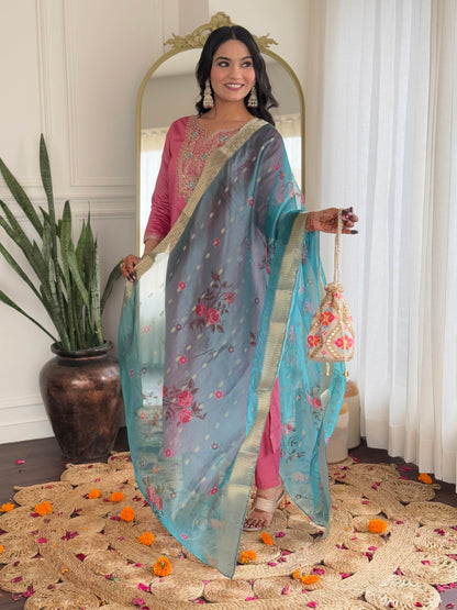 Naixa WomenS Gajri Viscose Silk Embroidered Straight Kurta With Viscose Silk Pant And Jacquard Jacquard Dupatta Sets (Nx-657-Ga