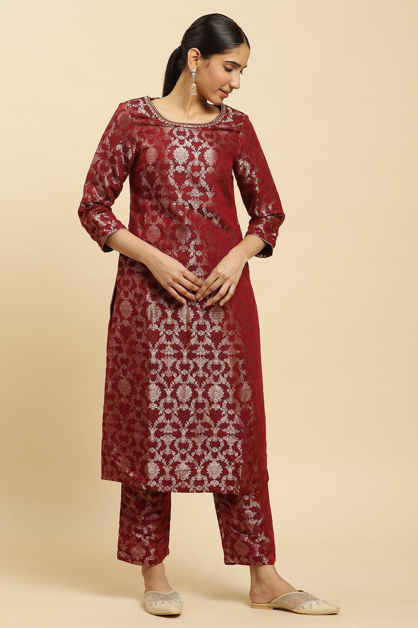 W WomenS Red Floral Printed Jacquard Kurta And Pant Set With Metallic Embroidery