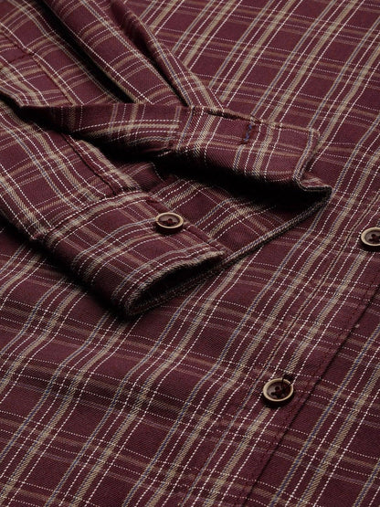 The Indian Garage Co Men Burgundy Checkered Slim Fit Cotton Casual Shirt