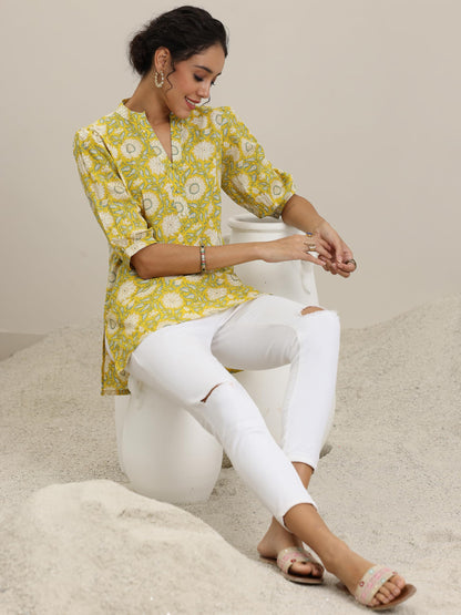 Libas WomenS Cotton Floral Regular Kurti (29614 Yellow