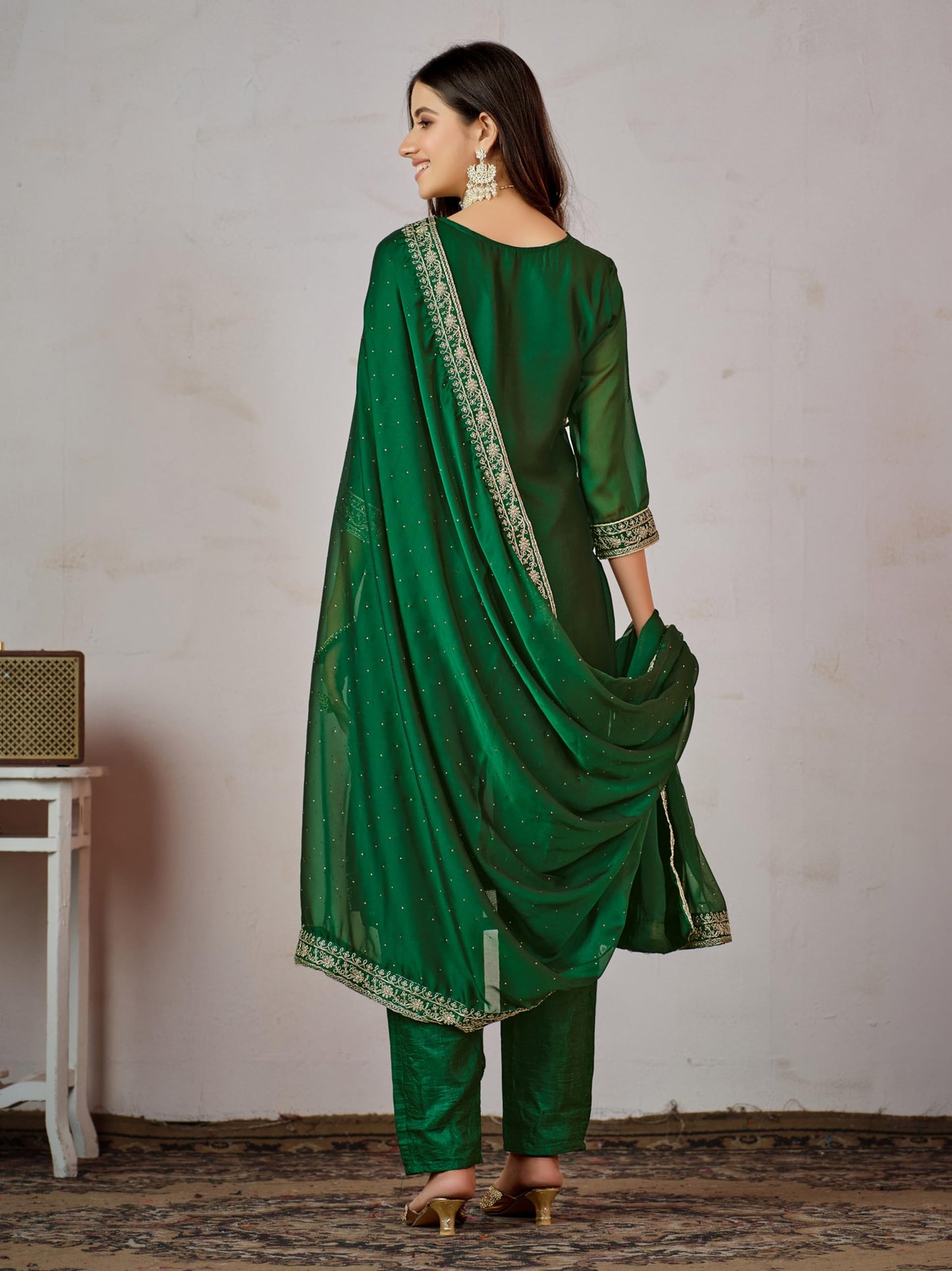 ishin Women'S Ethnic Green Embroidered Motifs Art Silk Kurta Set With Dupatta