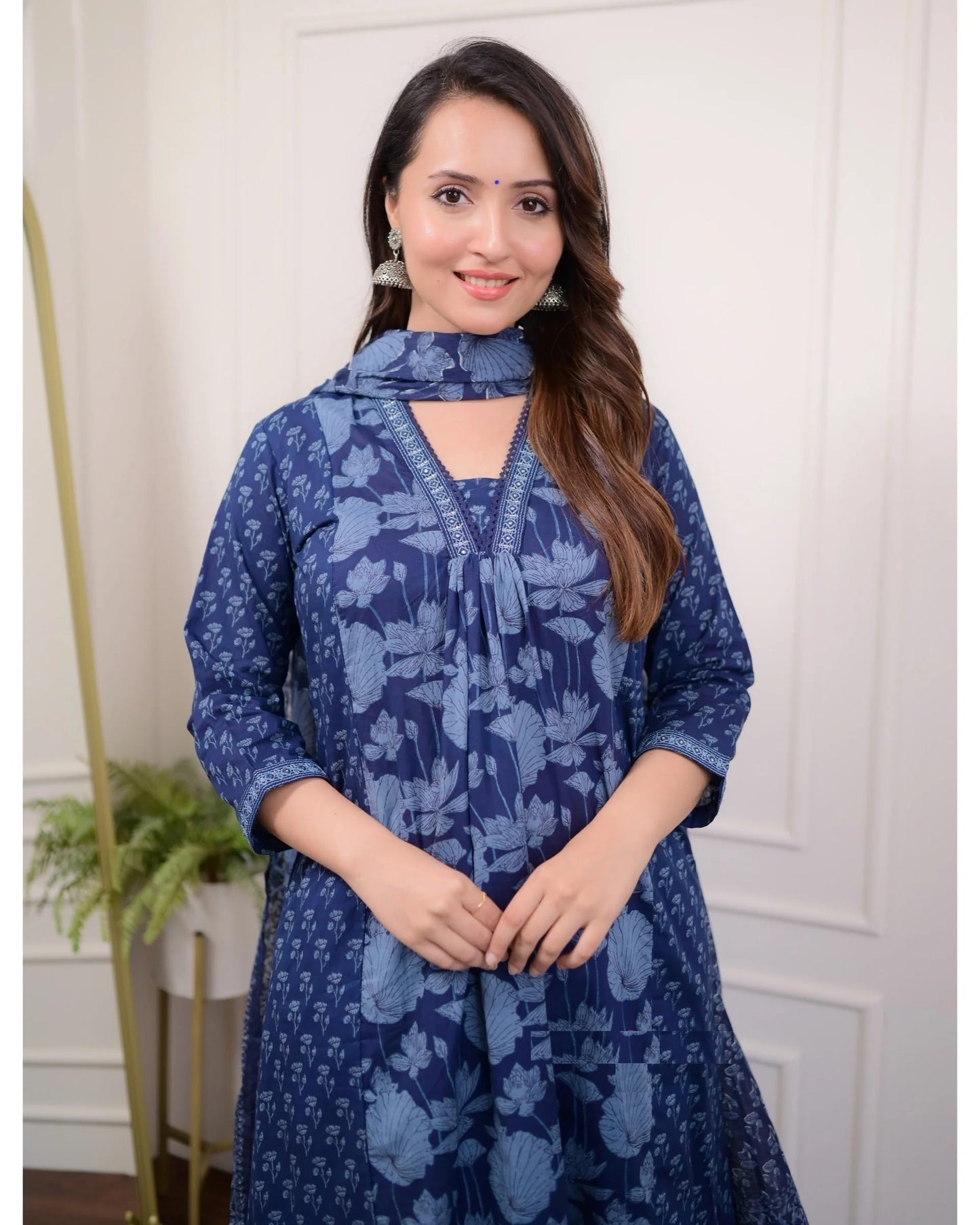 Nermosa Women Printed A-Line Kurta And Pant Set With Duppatta (Medium)