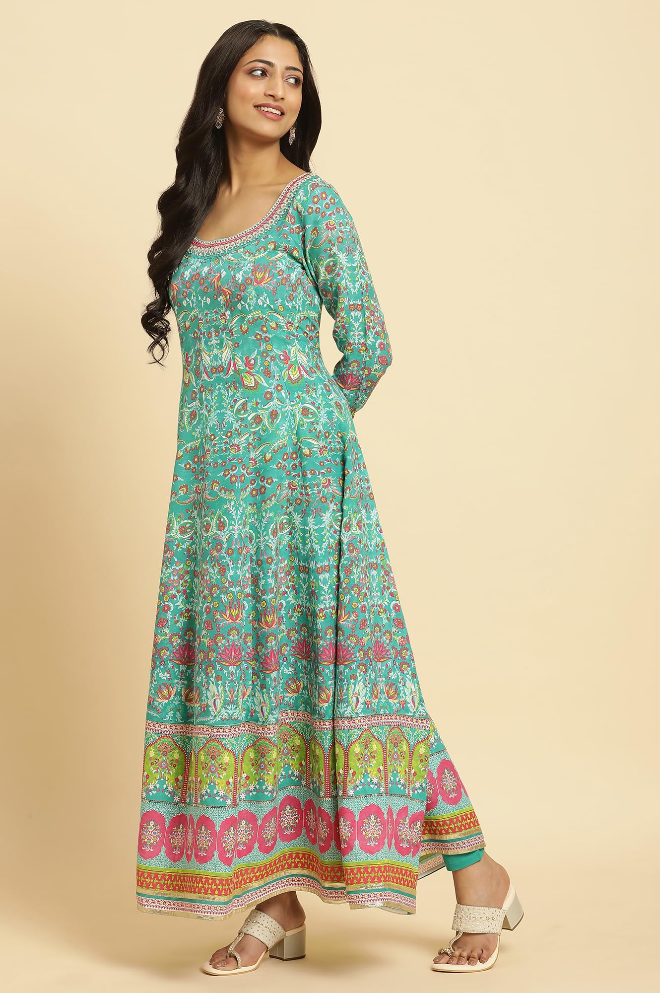 W Womens Green Floral Printed Kurta Dupatta Bottomwear with Thread Work