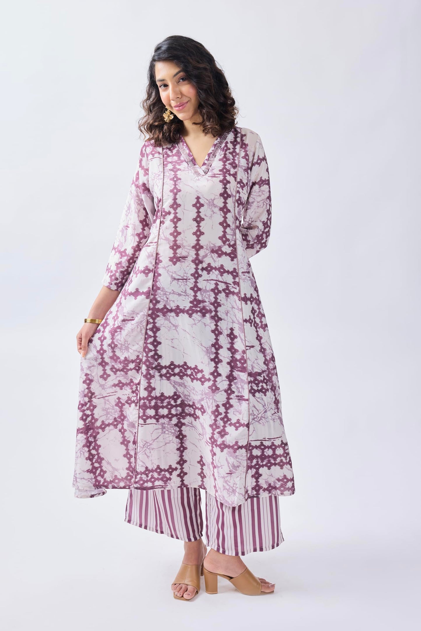 Toochki Kurta Set For Women | Two Piece | Off White Abstract Printed | Rayon (Tkcbl-Ry-321-Ow-Ksa $Parent)