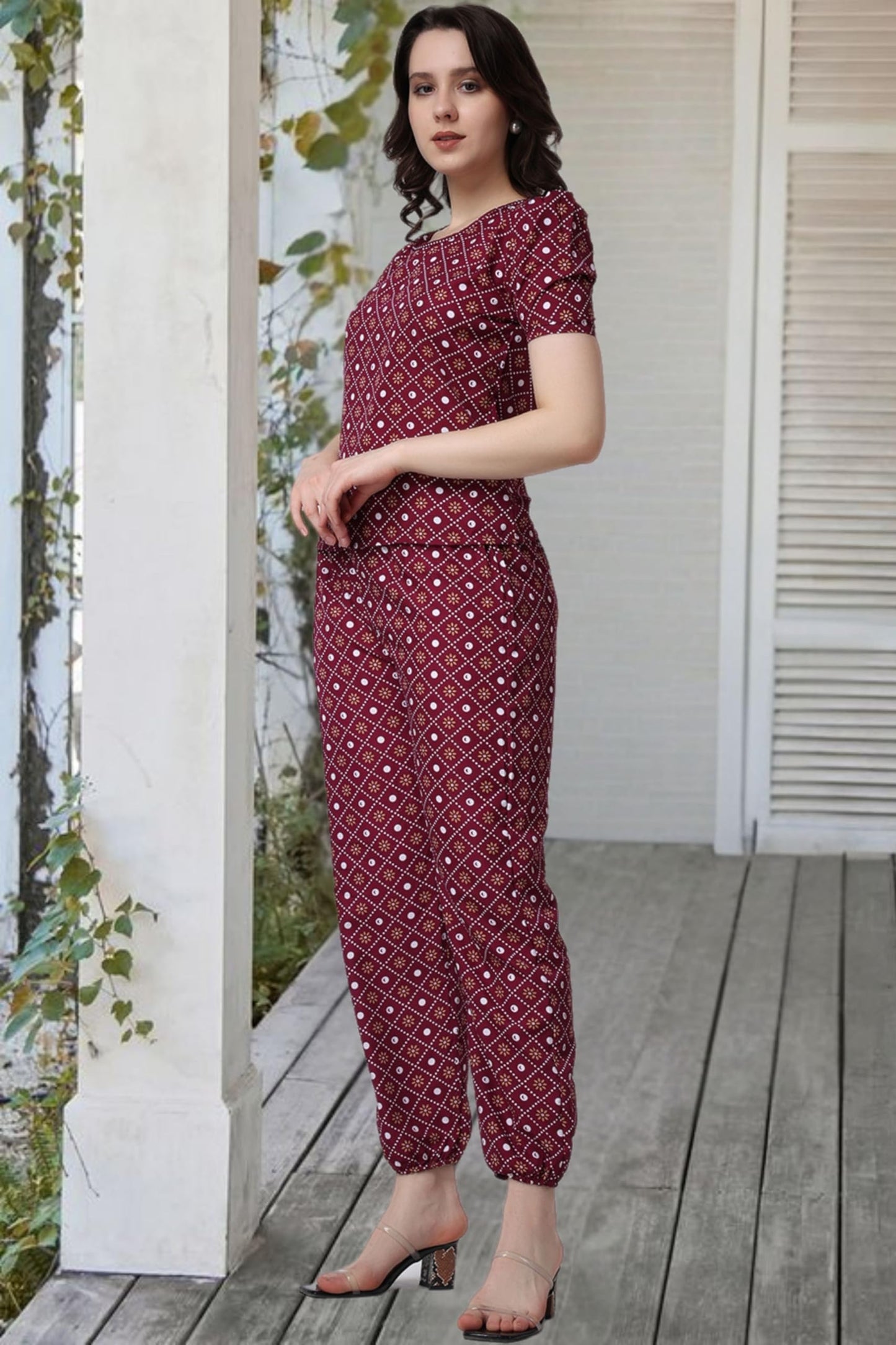 POPWINGS Casual Printed Top and Joggers Co-Ord Set for Women || Stylish Summer Co-Ords Set for Women || Round-Neck Top and Jogge