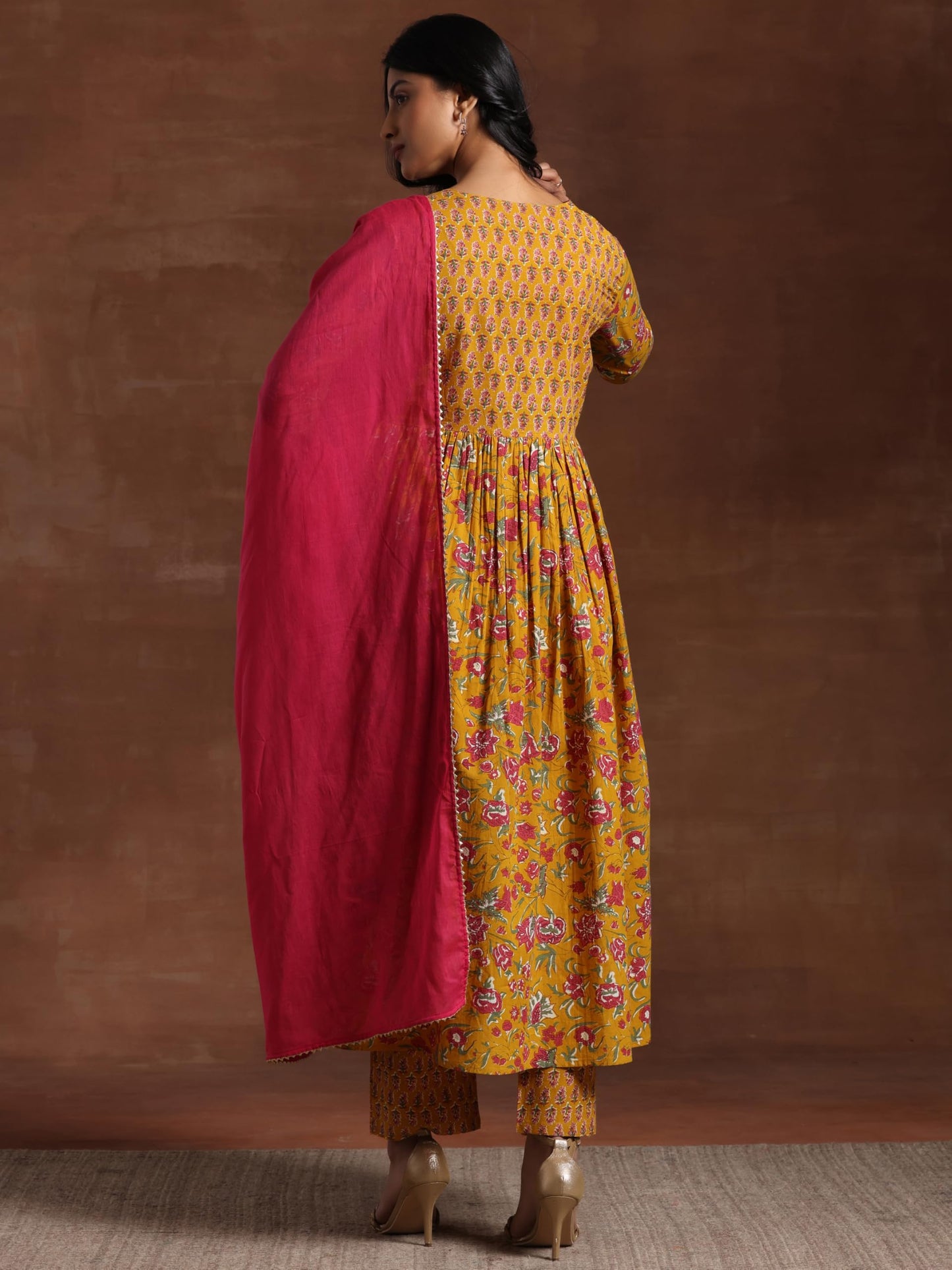 Libas WomenS Cotton Kurta Set (27394_Yellow