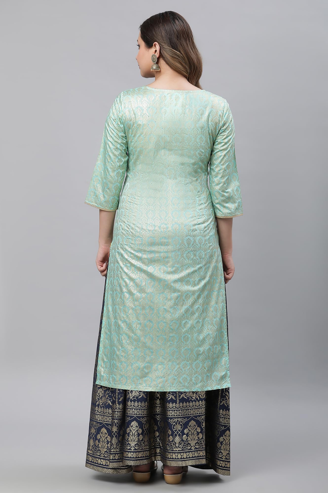 Aurelia WomenS Green Foil Printed Embellished Kurta