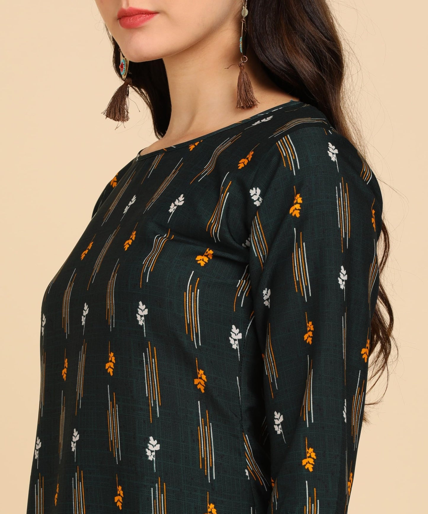 Patlani WomenS A-Line-Calf Langth Half Sleeve Crepe Kurti. Green