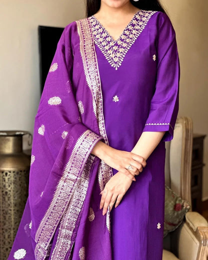 Satpurush WomenS Purple Cotton Silk V-Neck 3/4Th Sleeve Floral Embroidery Straight Kurta Salwar Suit Set With Pant(B-153-A-Purp