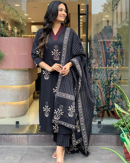 GoSriKi Womens Cotton Blend Straight Printed Kurta with Pant & Dupatta (Uchiha Mustard-GS_XXL_Mustard_XX-Large)