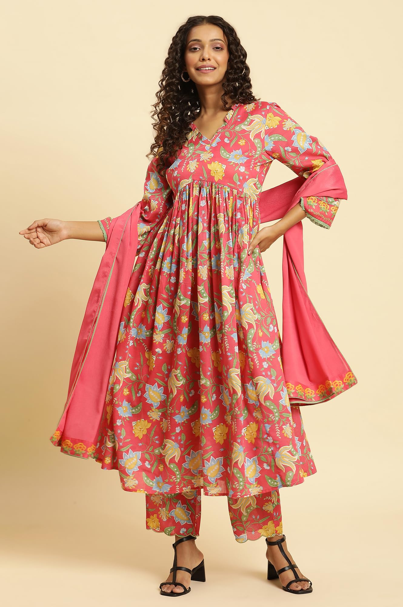 W WomenS Red Floral Printed Cotton Kurta Dupatta Bottomwear With Lace