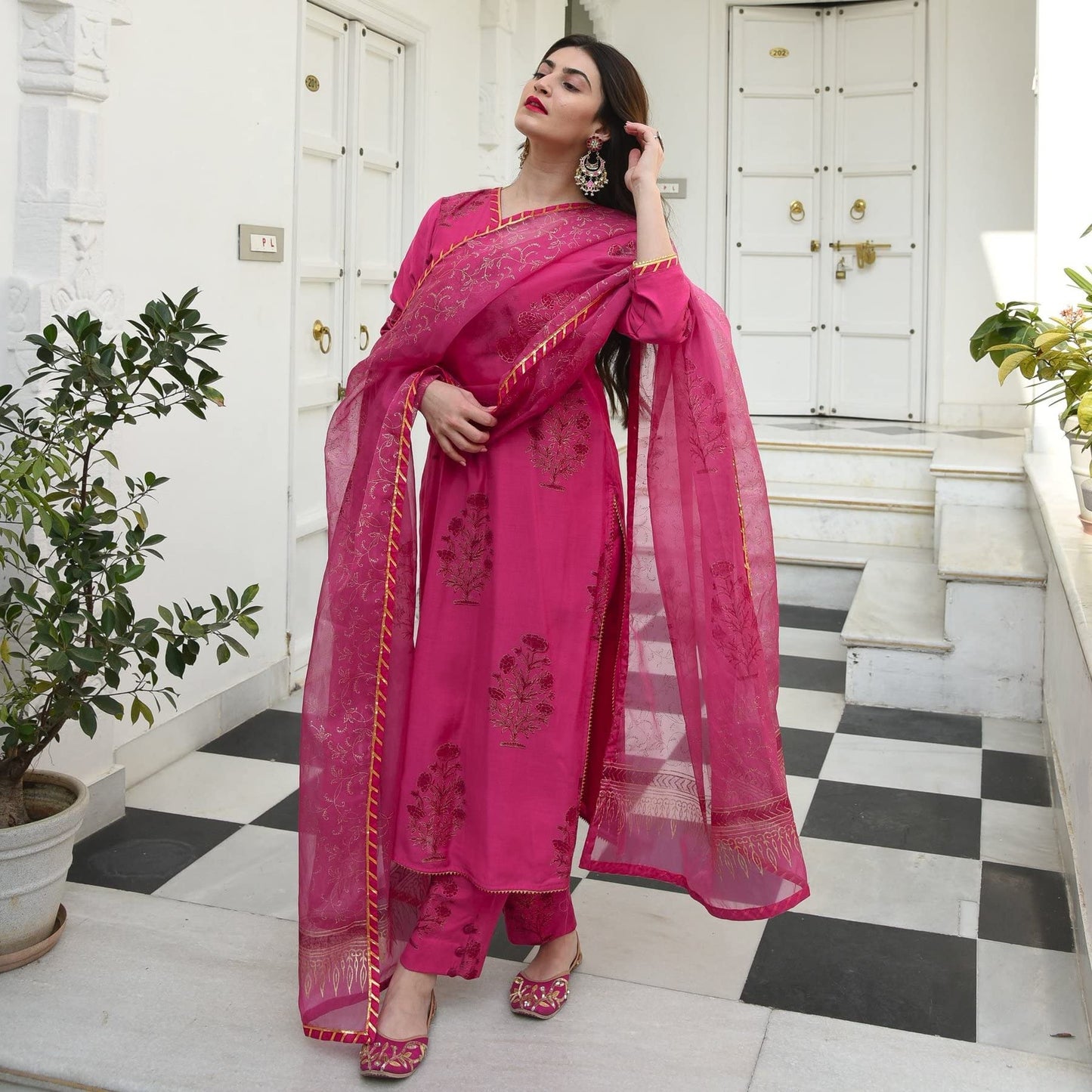 Gosriki WomenS Cotton Blend Kurta With Pant & Dupatta (Garden Pink_4Xl-Go_Pink_Xxxx-Large)