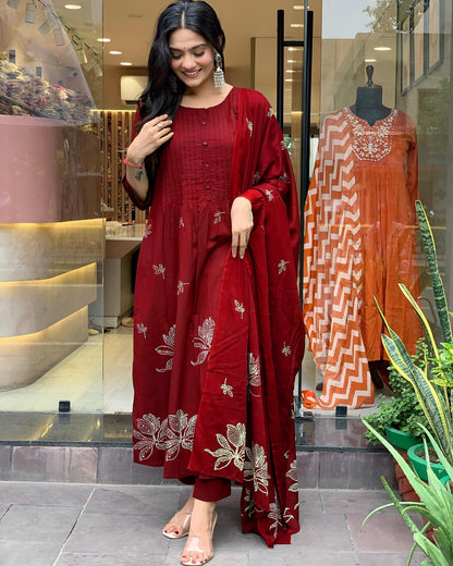 GoSriKi Women's Anarkali Kurta Set with Trousers & Dupatta, Red, Medium, Model: Gangori Wine-GS