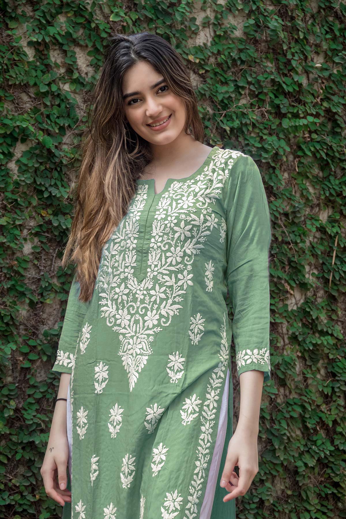 GoSriKi Women's Embroidered Kurta - Rayon Blend, Straight Cut, Large, Green, Model: Victoria Purple-GS