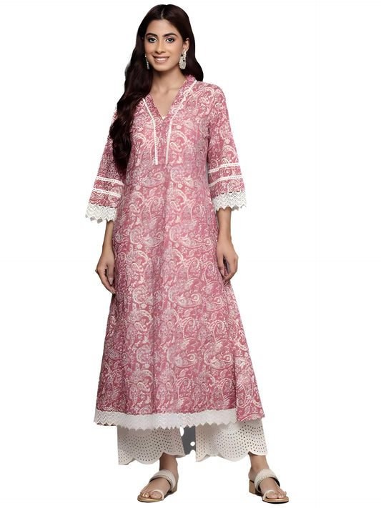 Varanga Women? Peach Paisley Printed A-Line Kurta with Lace Embellishment, V-Neck, 3/4 Sleeves, Casual & Festive Ethnic Wear for All Occasions