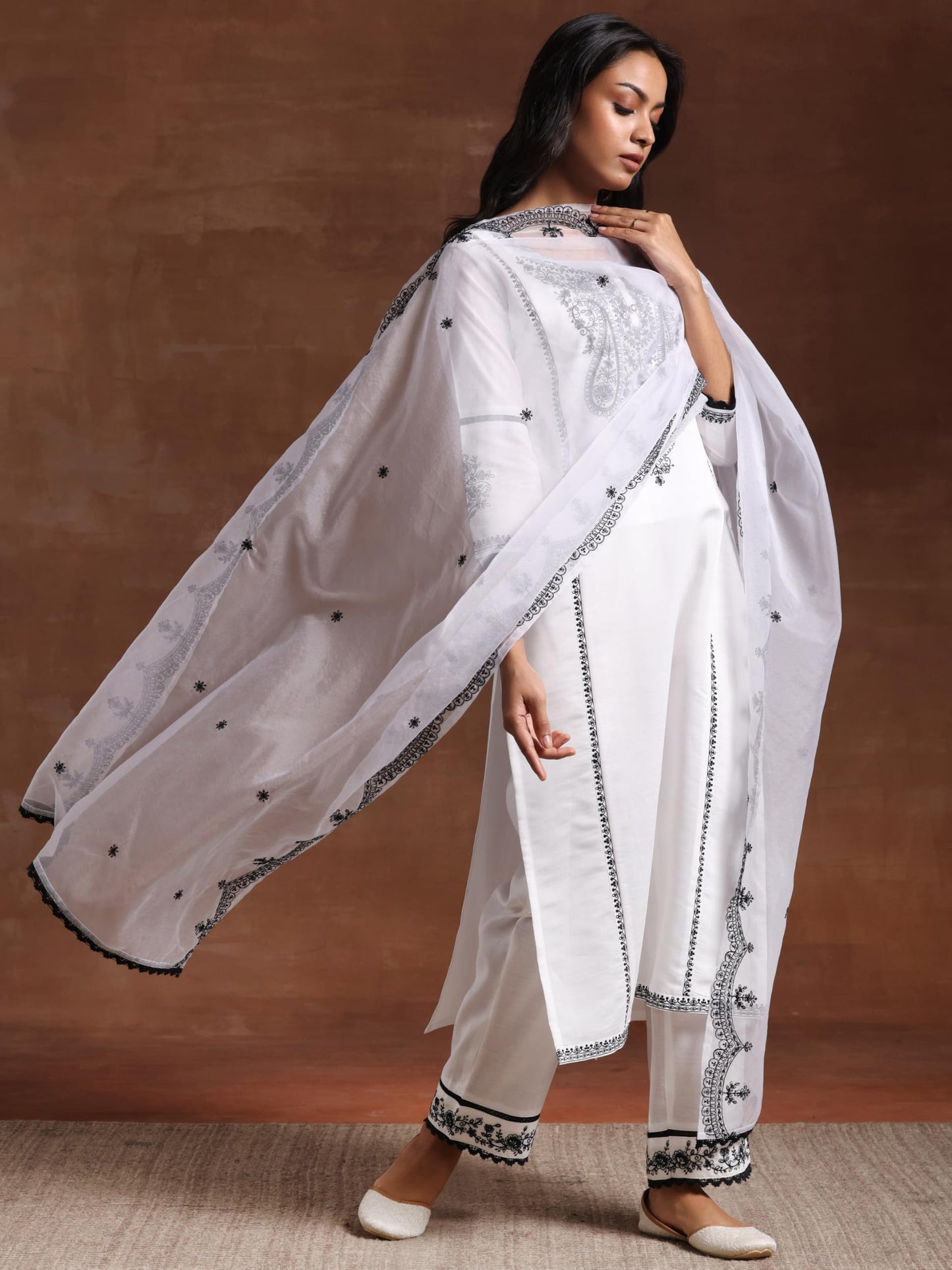 Libas WomenS Pure Cotton Kurta Set (27823_White