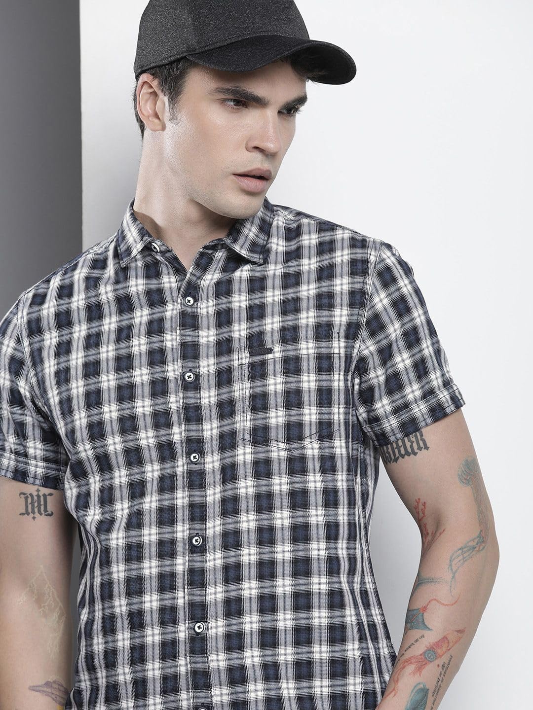 The Indian Garage Co Men Black Checkered Slim Fit Casual Shirt