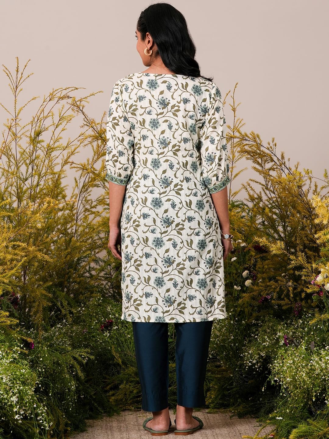 Libas WomenS Cotton Printed Straight Kurta (26945_Beige