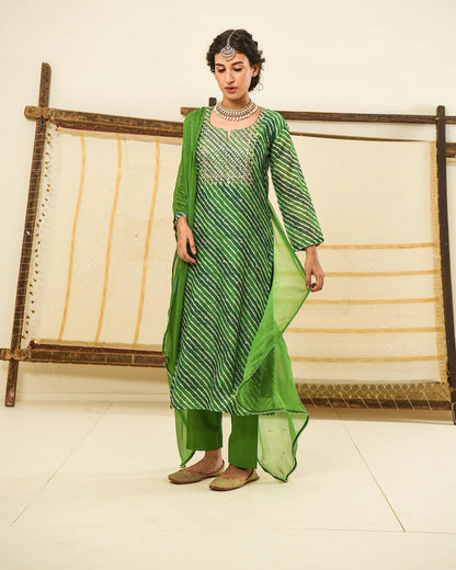 GoSriKi Women's Georgette Printed Straight Embroidered Kurta with Pant & Dupatta (RUPKLA