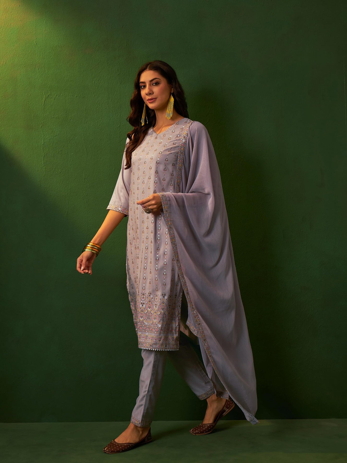 ZIYAA Women Light Grey Chinon Straight Kurta With Pant And Dupatta Set