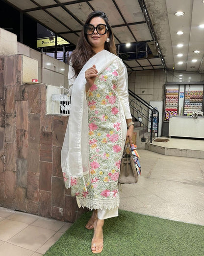 Gosriki WomenS Rayon Viscose Straight Embroidered Kurta With Pant & Dupatta (Karachi White-Gs_L_White_Large)