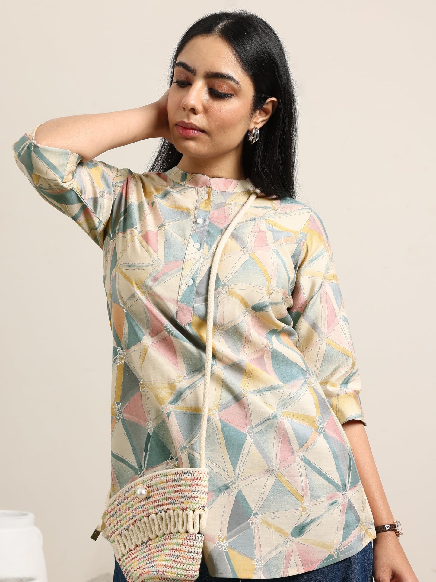 Libas WomenS Silk Blend Geometric Straight Kurti (29391O