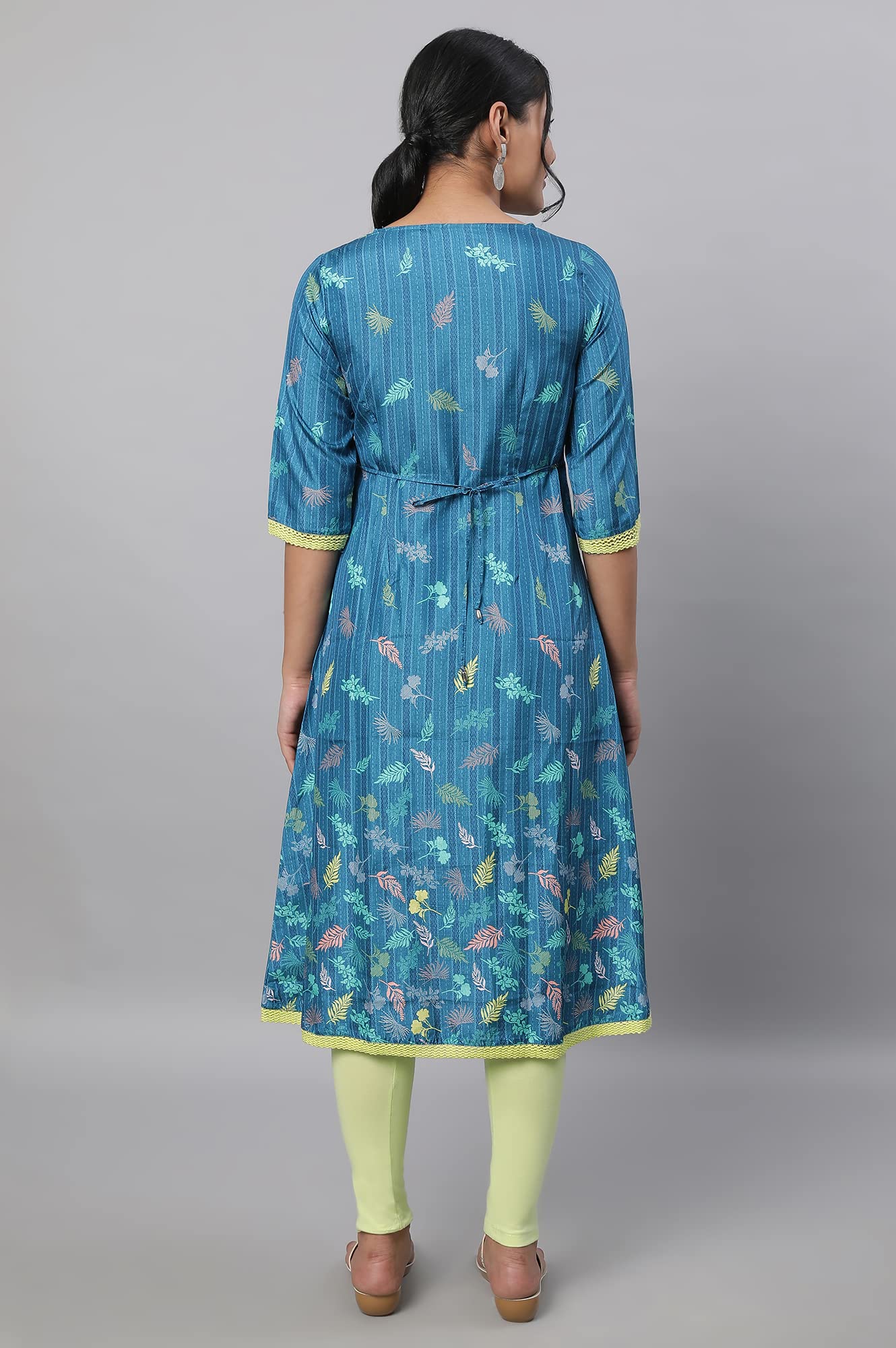Aurelia Women's Cotton Regular Fit Kurta & Tight