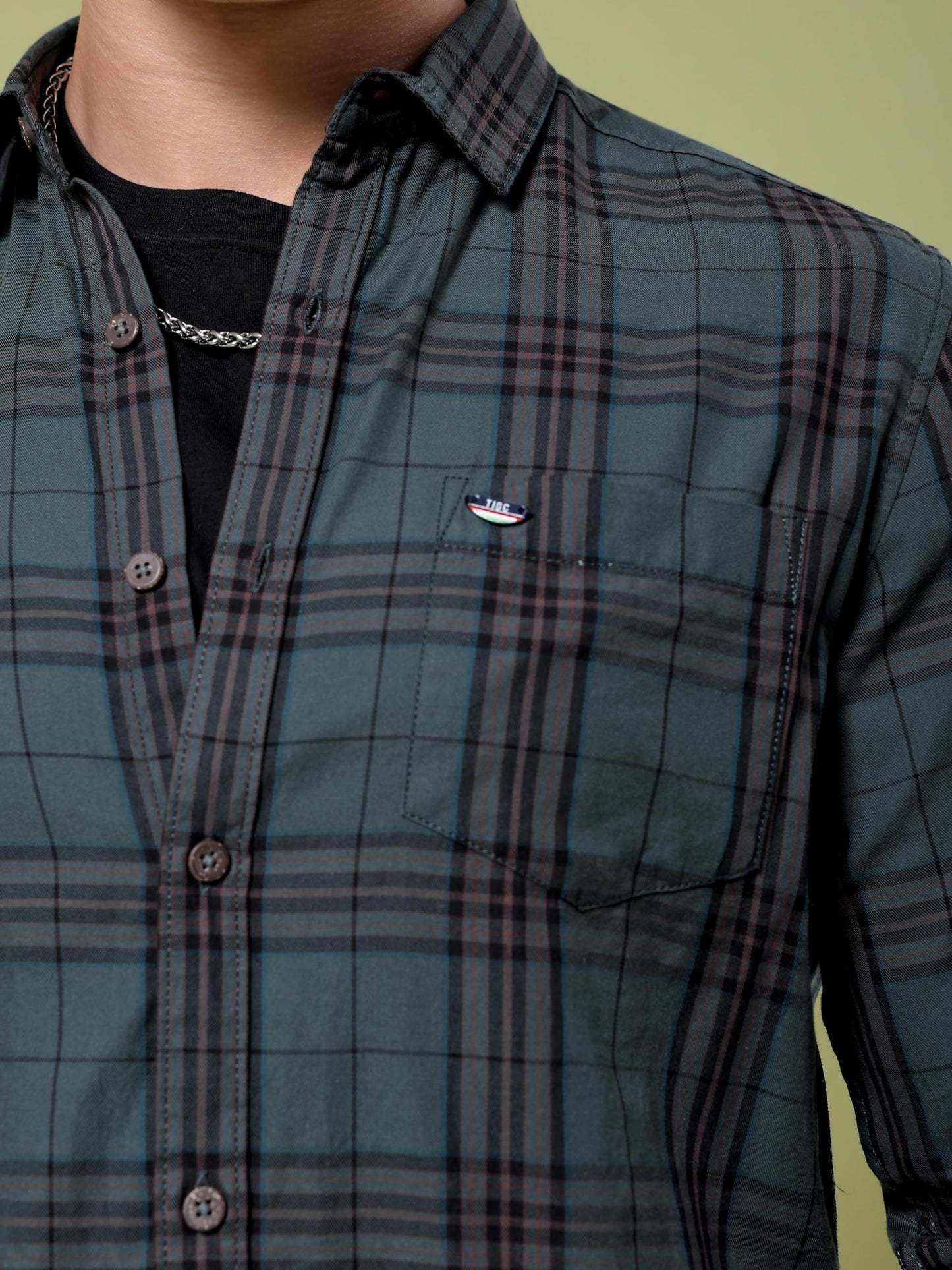 The Indian Garage Co Mens Slim Fit Shirt (0923-SHCHYD-17-01_Green