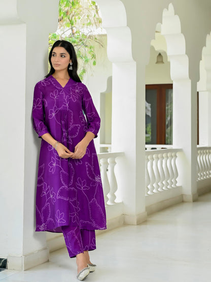 ANNI DESIGNER Women's Rayon Blend A-Line Printed Kurta & Pant