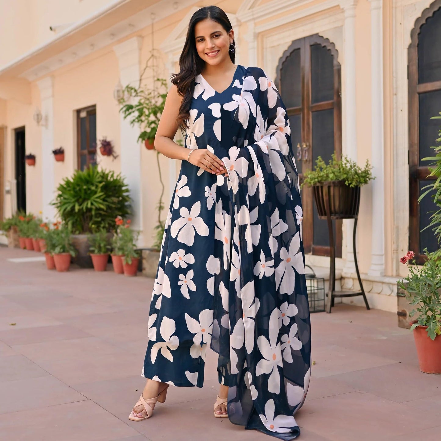 ANNI DESIGNER Women's Rayon Casual Style Kurta With Pant & Dupatta