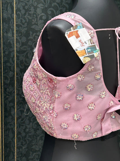 Pink blouse : sleeves available
