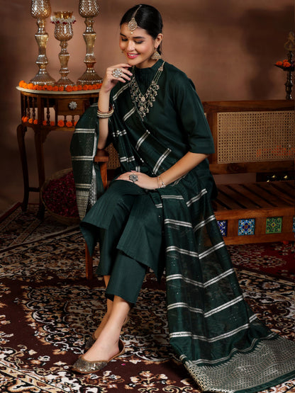 Libas Womens Silk Blend Kurta Set (39049_Green
