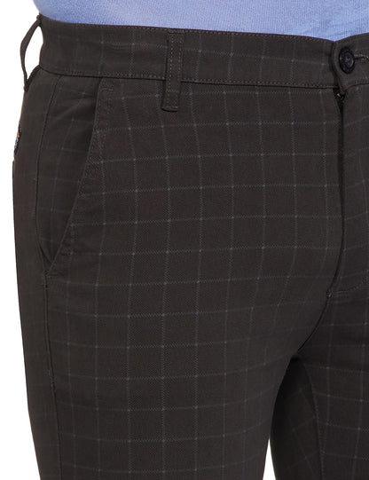The Indian Garage Co Men Slim Fit Checked Mid-Rise Chinos