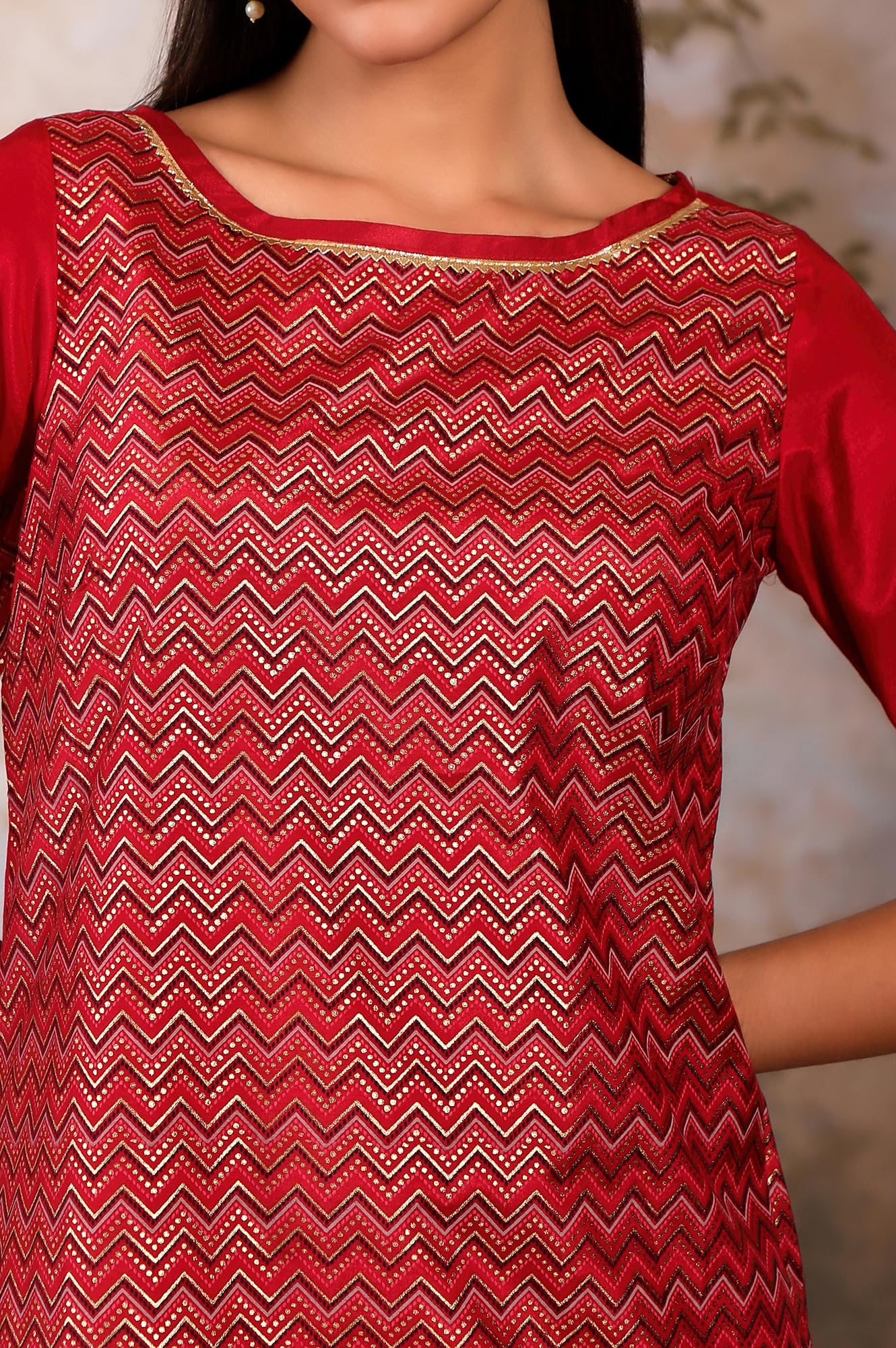 Aurelia Womens Red Chevron Regular Kurta