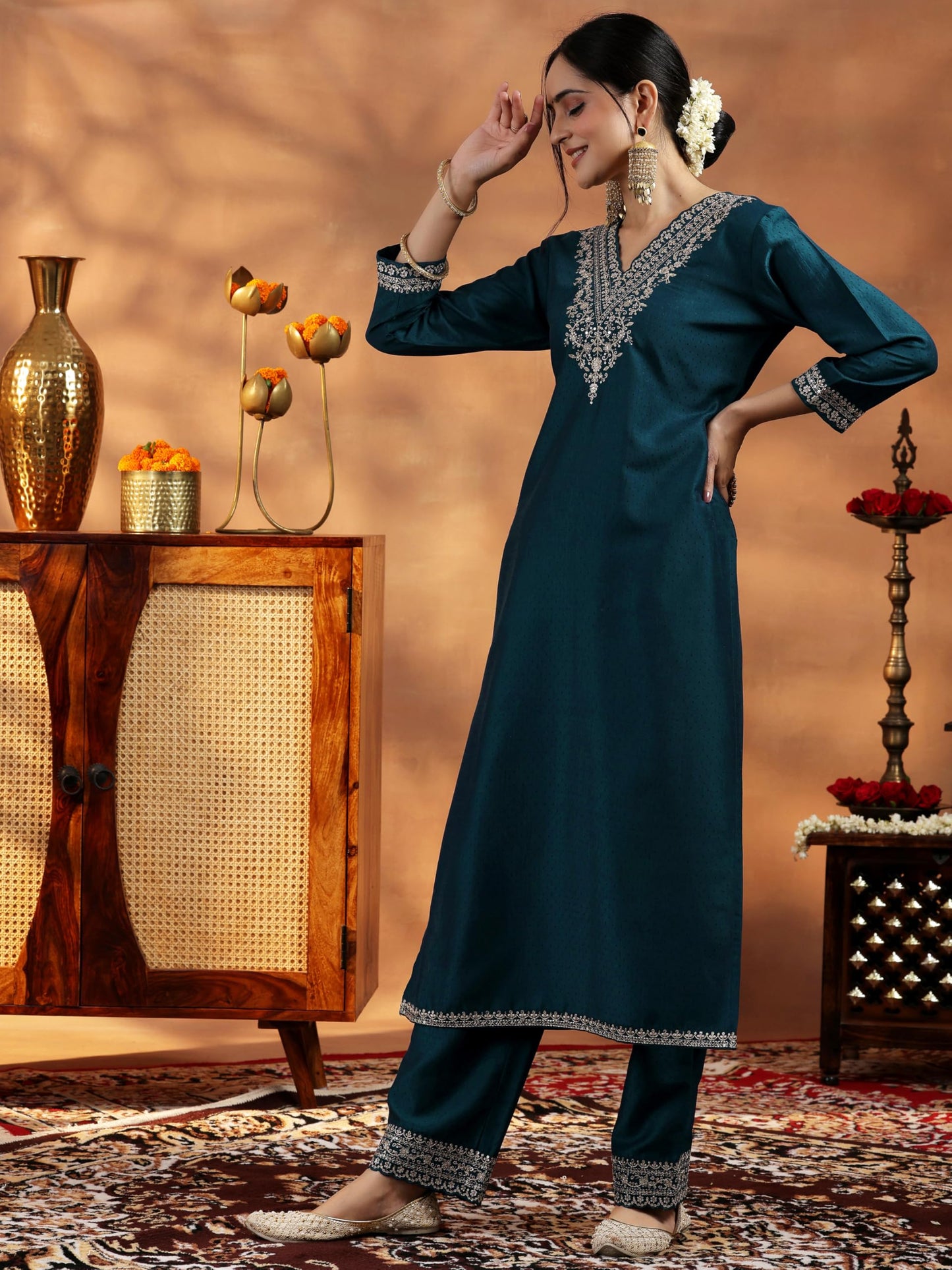 Libas WomenS Silk Blend Kurta Set (48578R_Teal