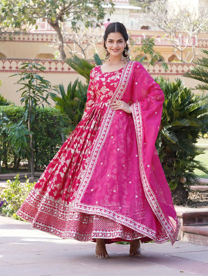 Wedani Georgette Embroidered Work Anarkali Kurta Set for Women