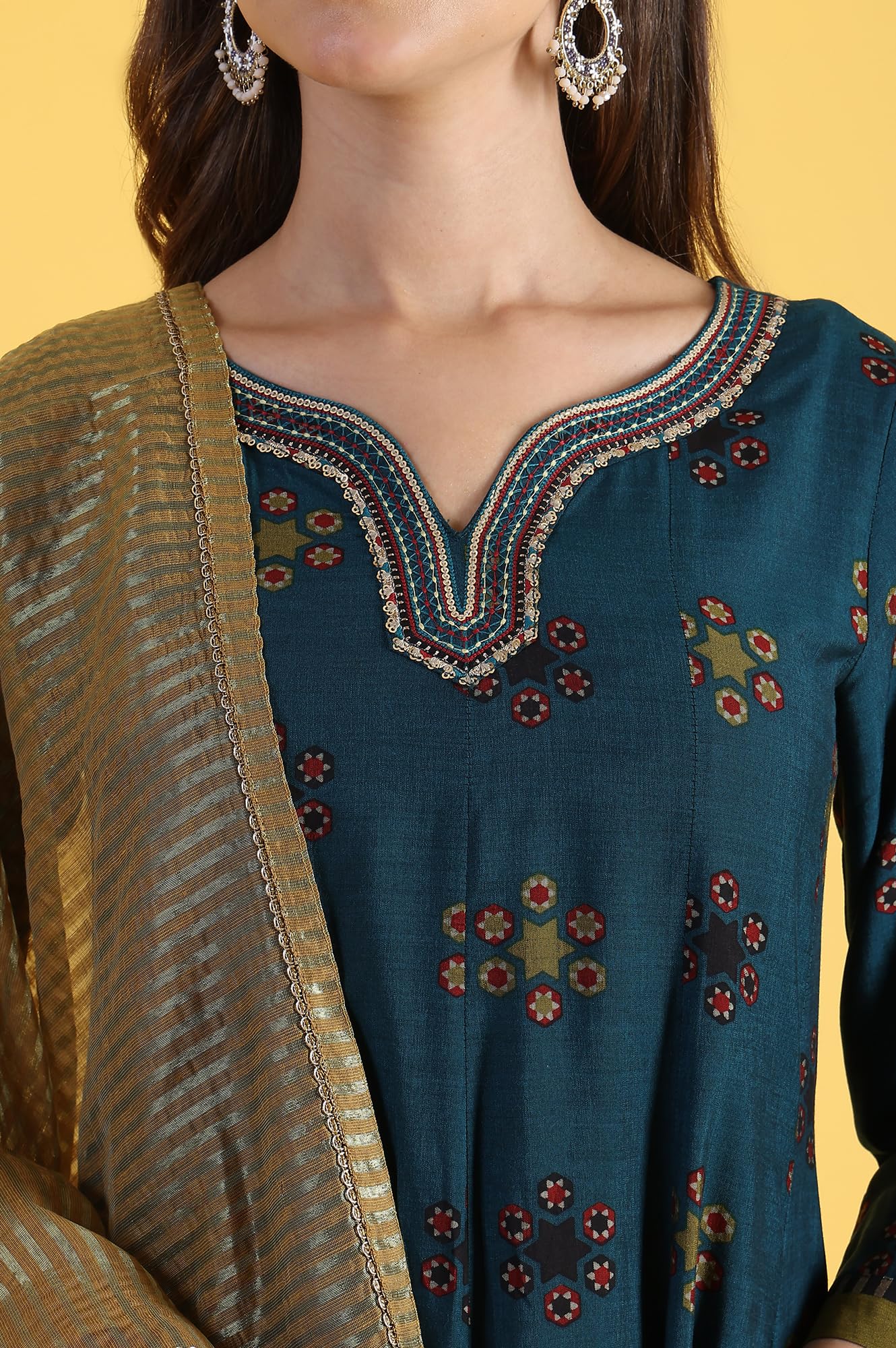 W for Woman Printed Sequins Flared Kurta & Flared Pants with Dupatta Set