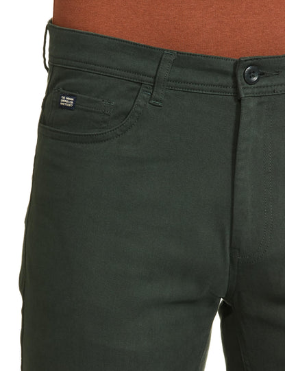 The Indian Garage Co Men Slim Fit Solid Mid-Rise Stretchable Chinos Jungle Green