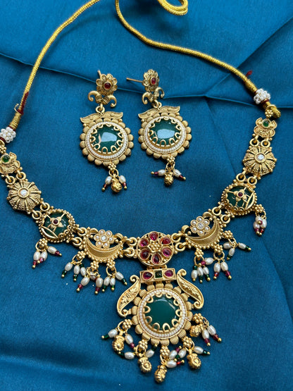 Gold look alike necklace