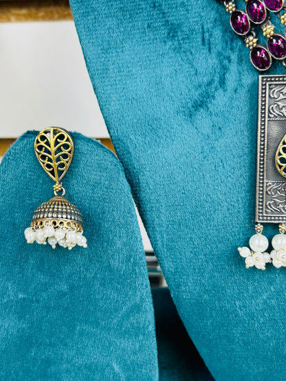 Dual tone necklace set