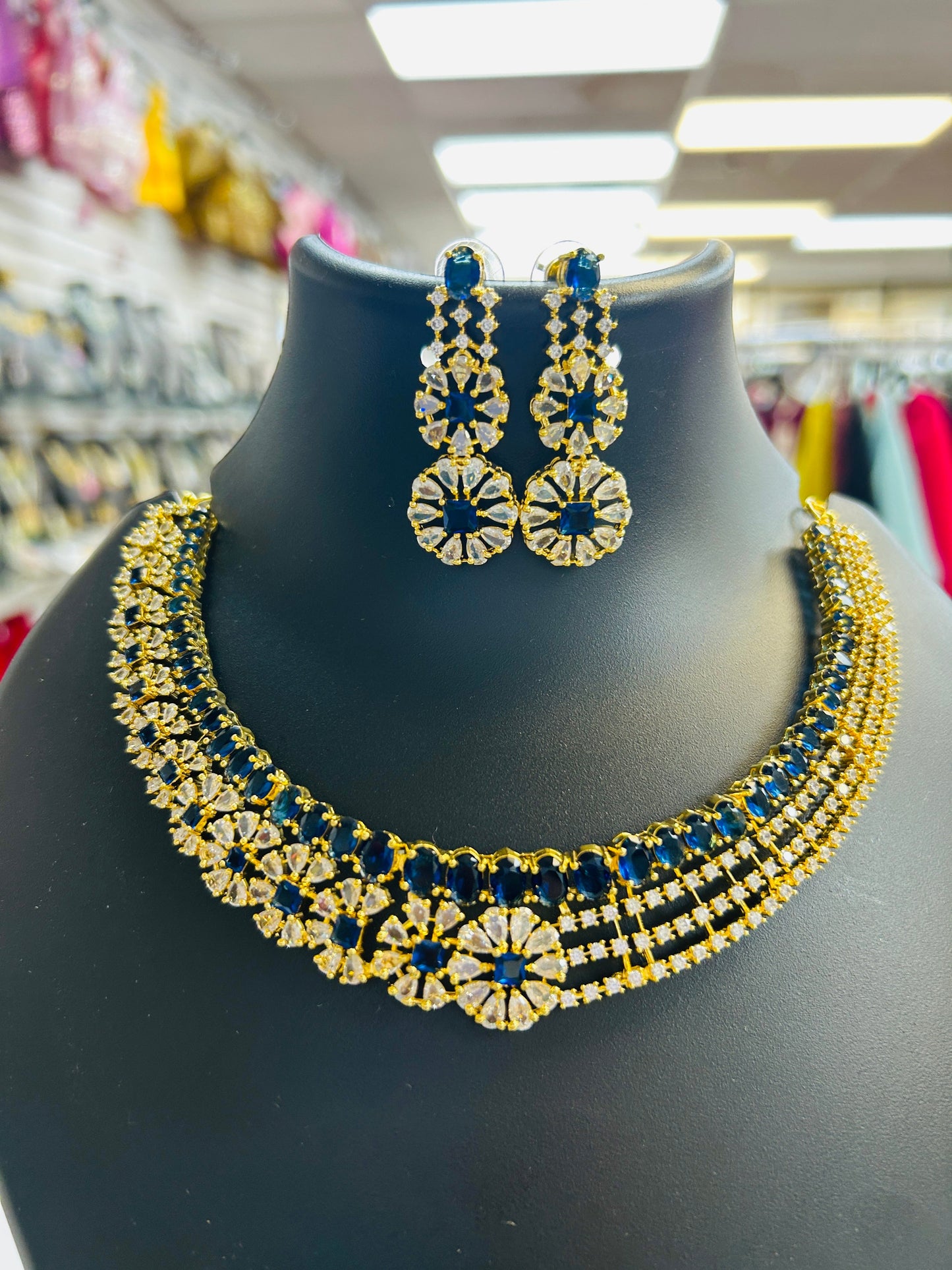 Ad necklace set : Blue stones gold polish