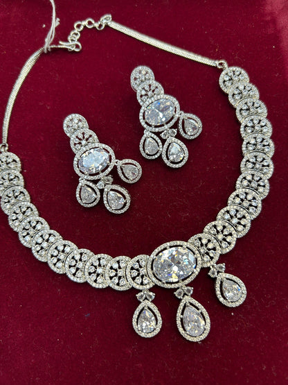 AD necklace set
