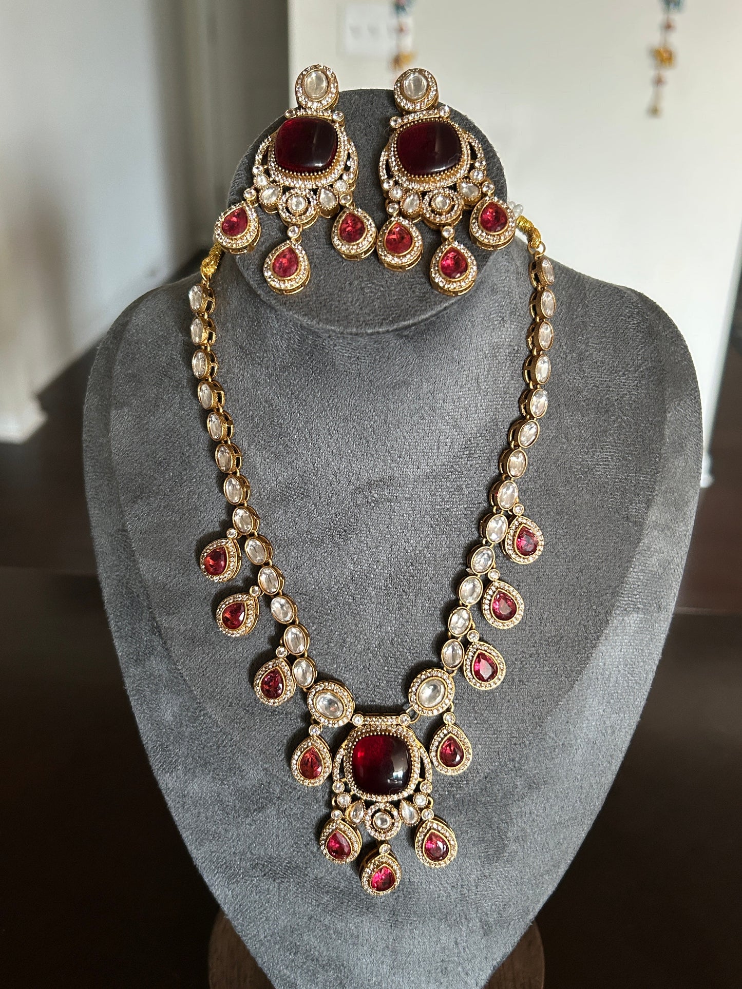 Ruby red necklace set